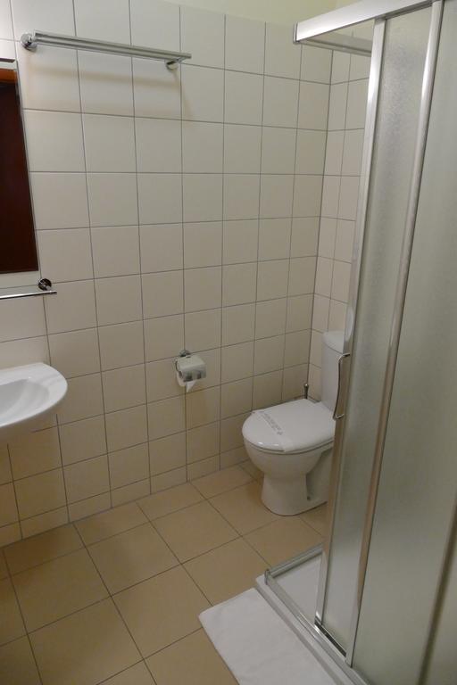 Ckm Centrum Konferencyjne Mazowsze Otrębusy Esterno foto